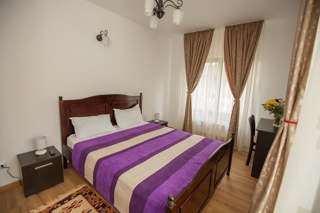 Hotel Pensiunea Aurora Racova Esterno foto